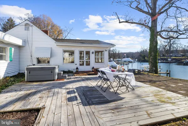 $849,000 | 3580 South River Terrace, Edgewater, MD 21037