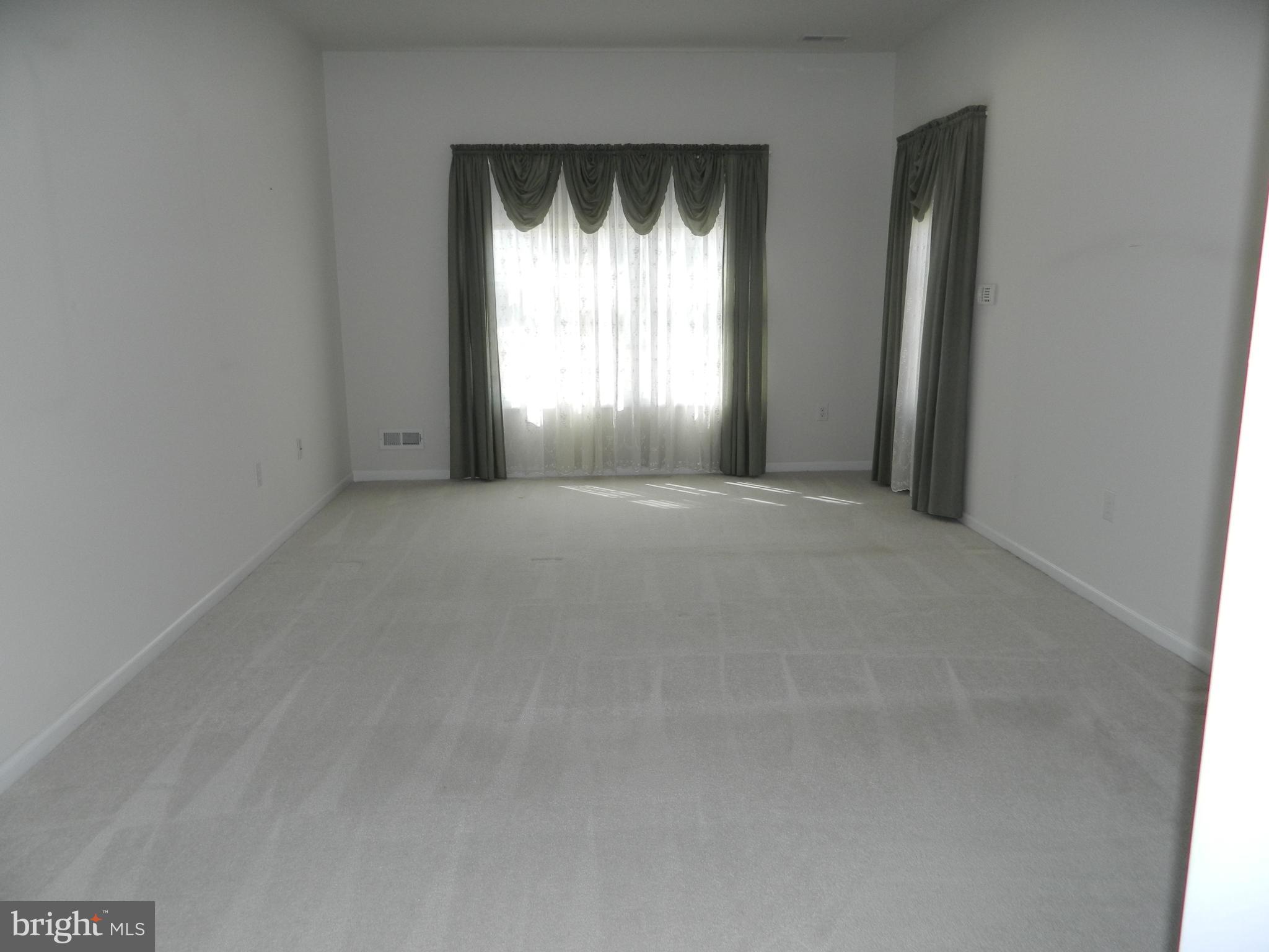 7 Oak Ridge Court Columbus, NJ 08022 - Photo 24 of 39