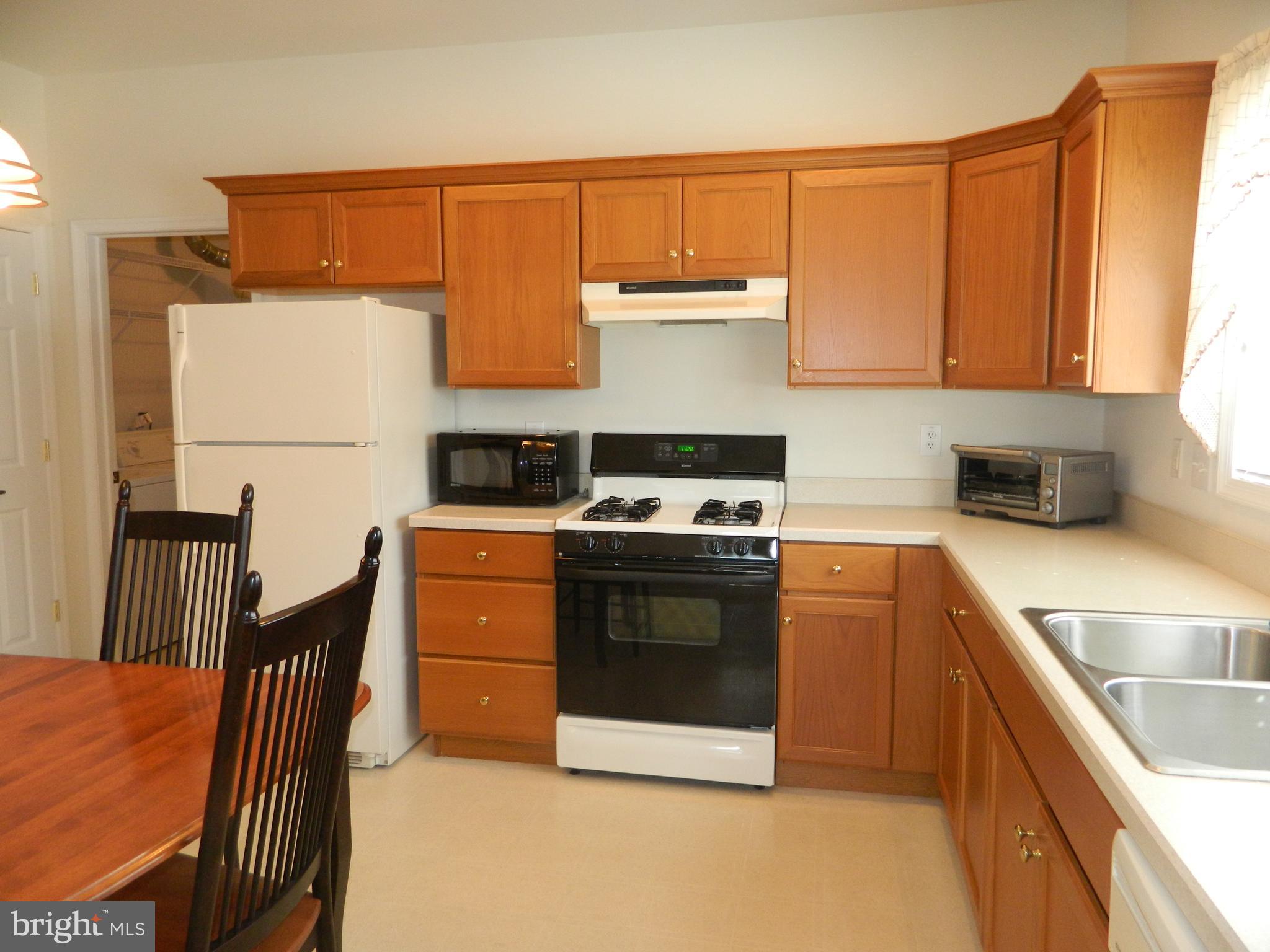 7 Oak Ridge Court Columbus, NJ 08022 - Photo 9 of 39