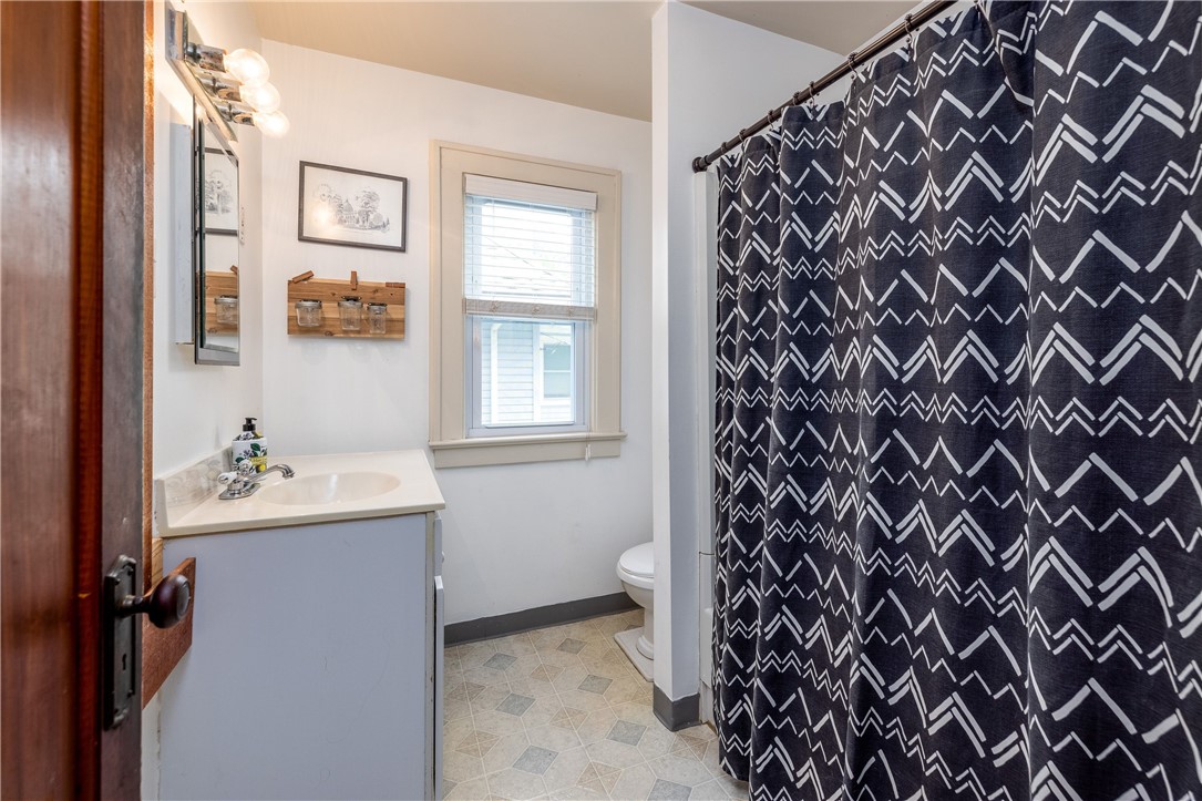 48 Evangeline Street Rochester, NY 14619 - Photo 17 of 25