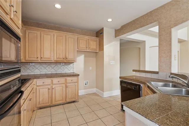 $480,000 | 8115 Dogwood Lane, Irving, TX 75063