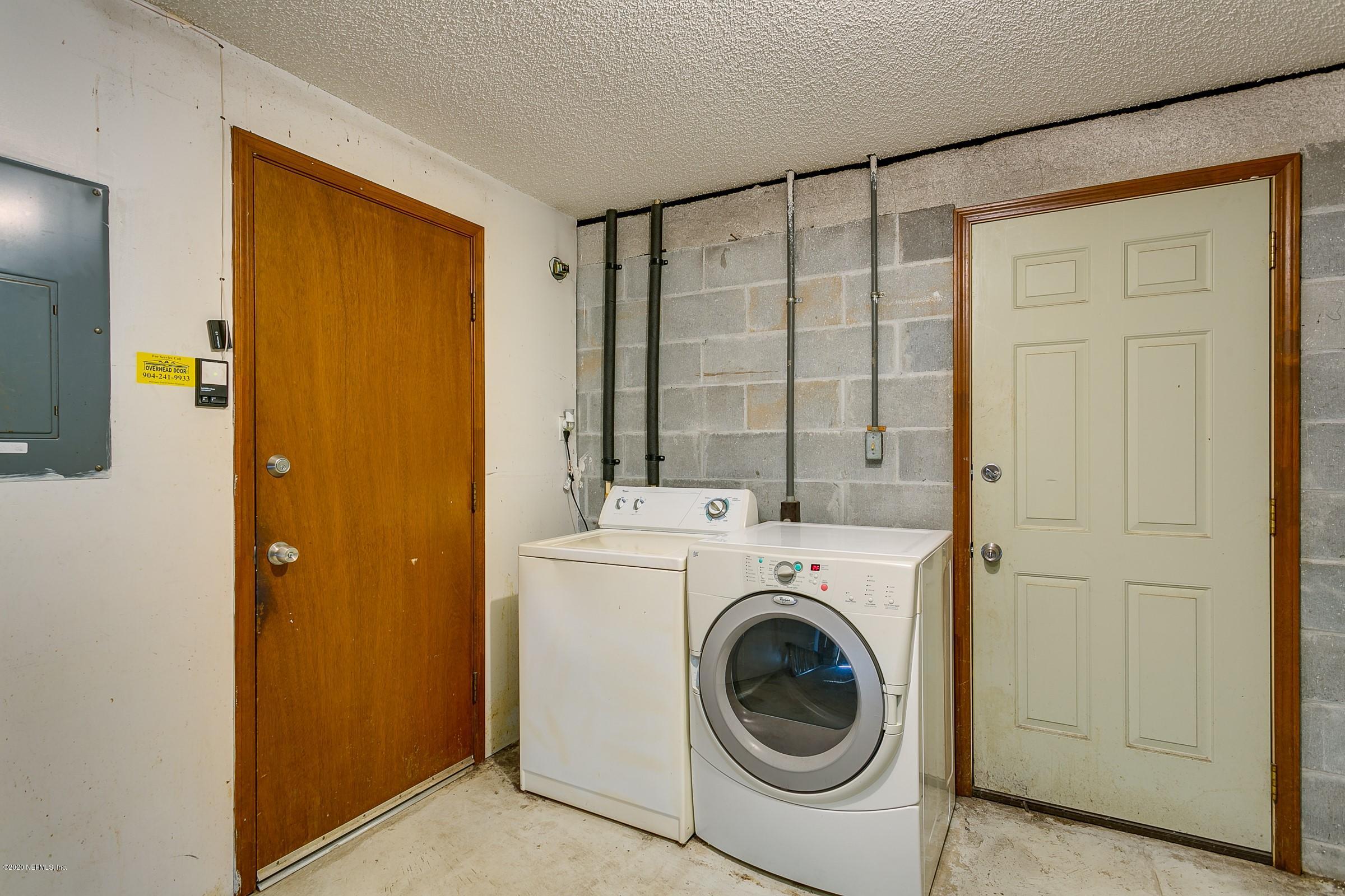 3616 Eunice Road Jacksonville, FL 32250 - Photo 25 of 30 Laundry Area
