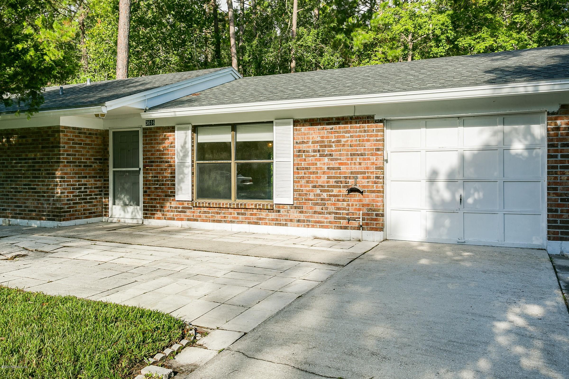 3616 Eunice Road Jacksonville, FL 32250 - Photo 5 of 30 Garage Entry