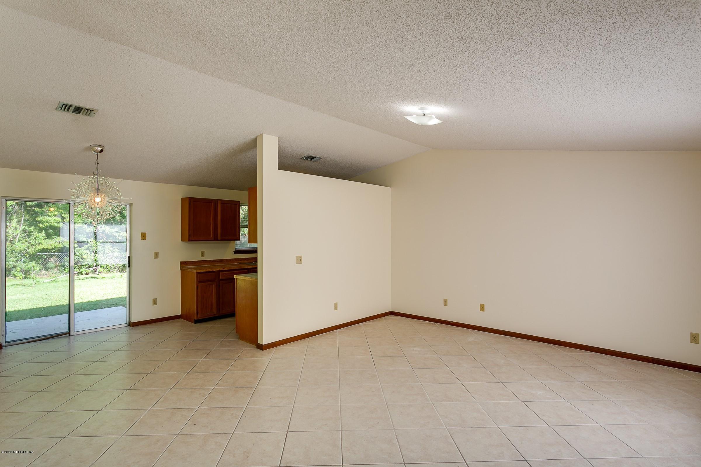 3616 Eunice Road Jacksonville, FL 32250 - Photo 7 of 30 Family Room View 1