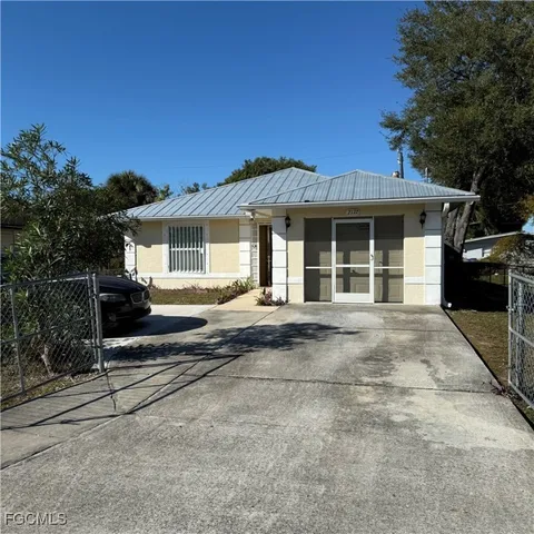 $2,100 | 2172 Simon Court, Fort Myers, FL 33916