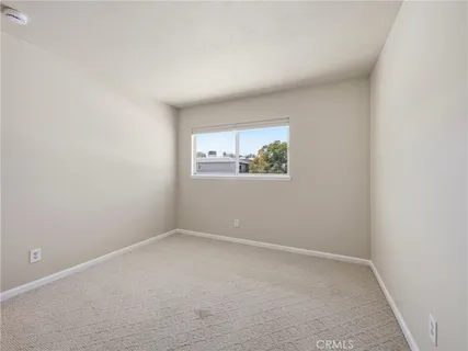 $589,000 | 24369 La Glorita Circle, Newhall, CA 91321