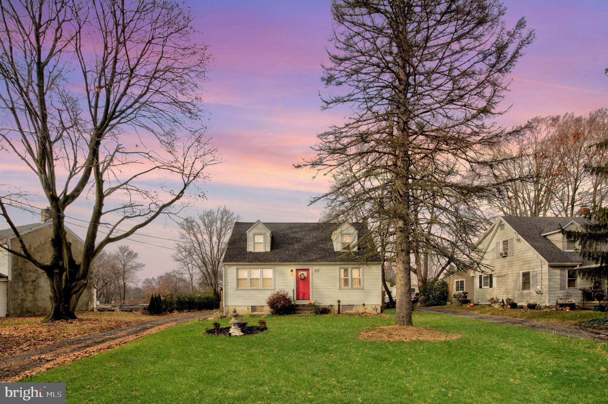 224 Meetinghouse Road Aston, PA 19014 - Photo 1 of 34