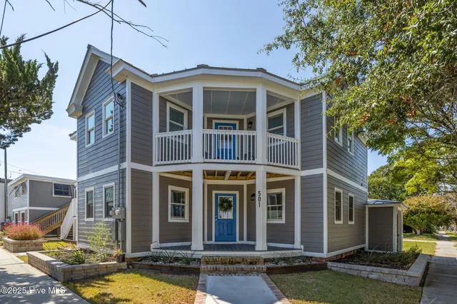 $3,000 | 501 Bridges Street, Unit A, Morehead City, NC 28557