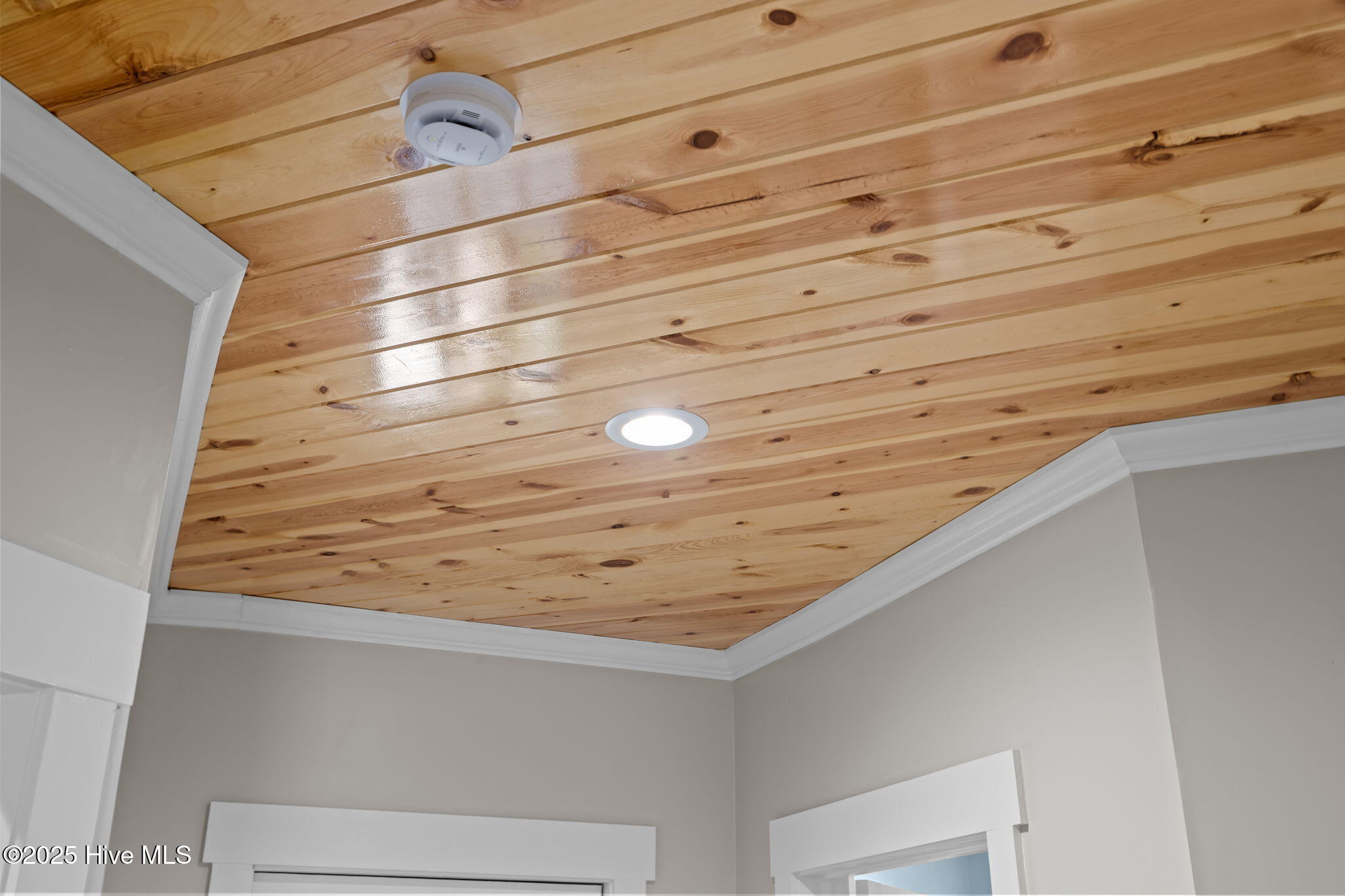 501 Bridges Street, Unit A Morehead City, NC 28557 - Photo 13 of 36 22-web-or-mls-1S3A0324