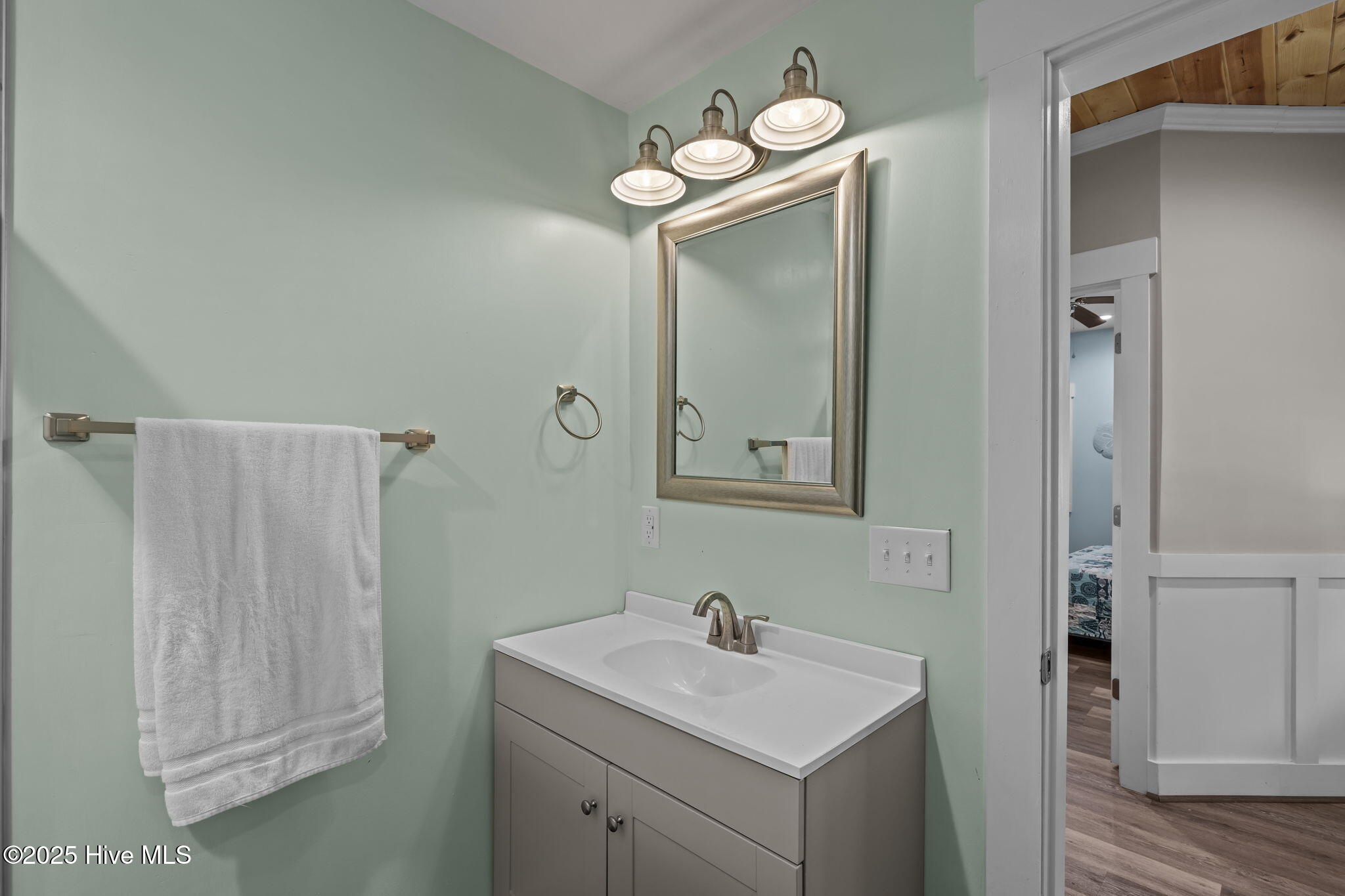 501 Bridges Street, Unit A Morehead City, NC 28557 - Photo 14 of 36 8-web-or-mls-1S3A0222