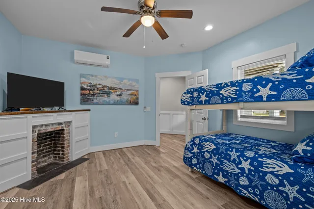 $3,000 | 501 Bridges Street, Unit A, Morehead City, NC 28557