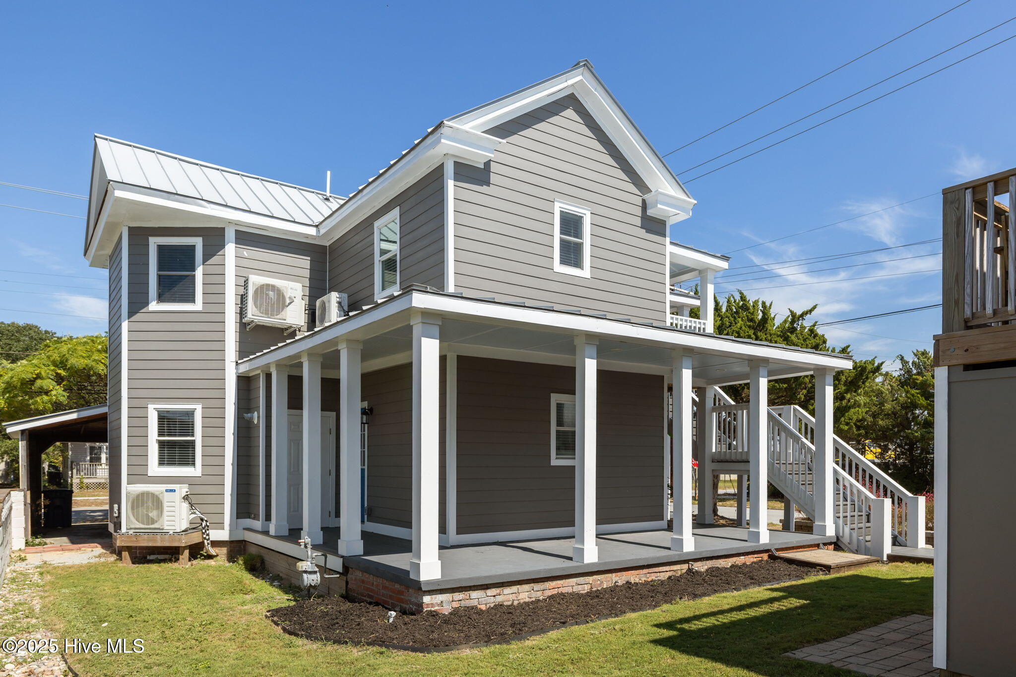 501 Bridges Street, Unit A Morehead City, NC 28557 - Photo 4 of 36 3-web-or-mls-1S3A0647