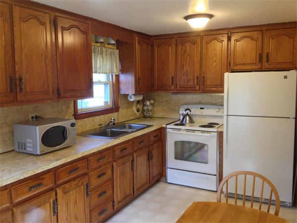 15 Hill Road Holbrook, MA 02343 - Photo 2 of 16 Gallery Image 2