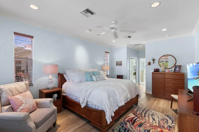 $699,999 | 3954 Recreation Lane, Naples, FL 34116