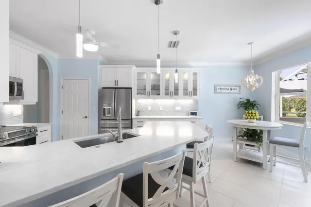 $699,999 | 3954 Recreation Lane, Naples, FL 34116