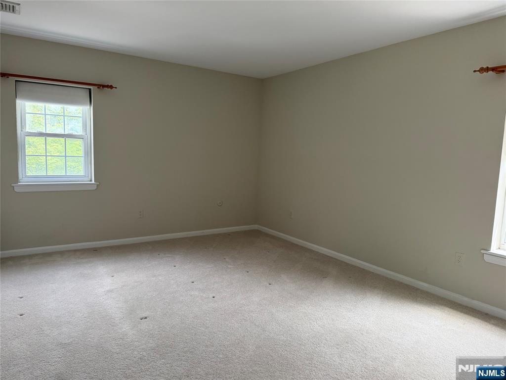 358 Maple, Unit 4 Oradell, NJ 07649 - Photo 10 of 13 Gallery Image 10