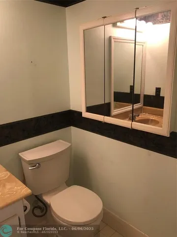 $1,700 | 151 Southwest 135th Terrace, Unit 203T, Pembroke Pines, FL 33027