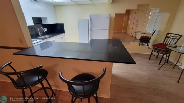 $1,700 | 151 Southwest 135th Terrace, Unit 203T, Pembroke Pines, FL 33027