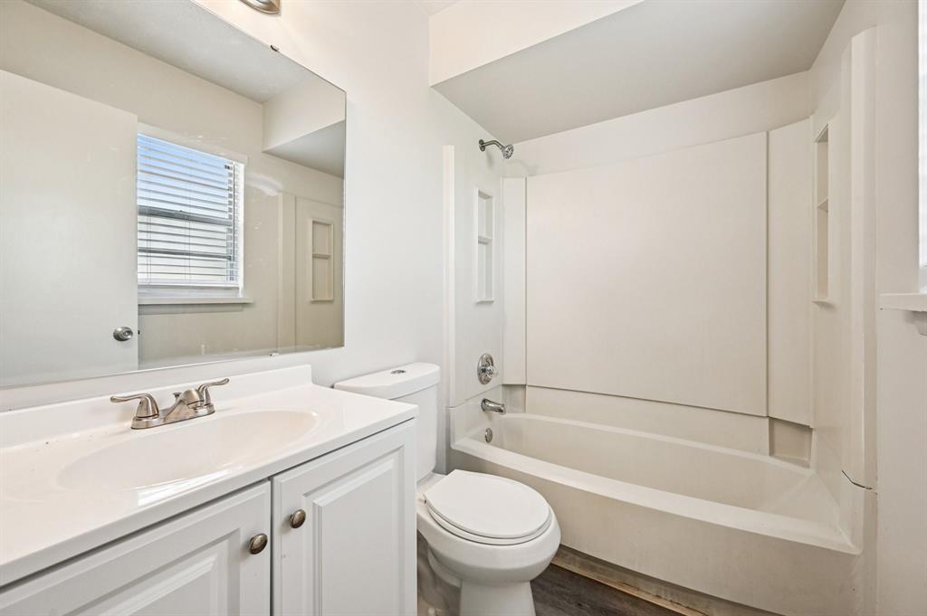 913 East 8th Street Stuart, FL 34994 - Photo 22 of 32