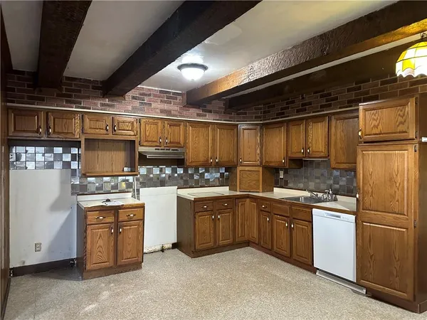 $95,000 | 200 Evans Street, Uniontown, PA 15401