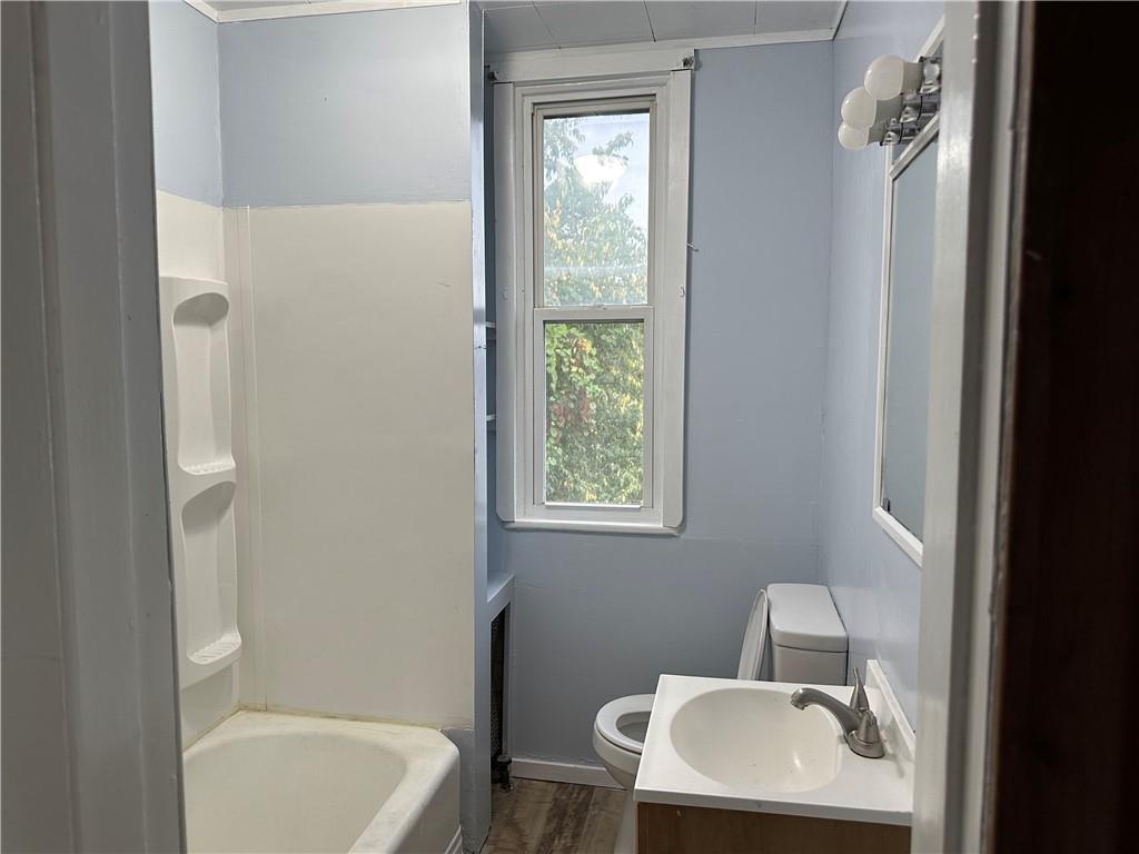 200 Evans Street Uniontown, PA 15401 - Photo 8 of 17