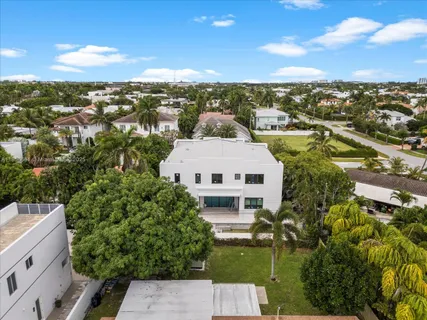 $6,450,000 | 274 Northeast 3rd Court, Boca Raton, FL 33432