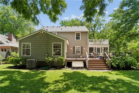 $689,900 | 2004 West 50th Street, Westwood Hills, KS 66205