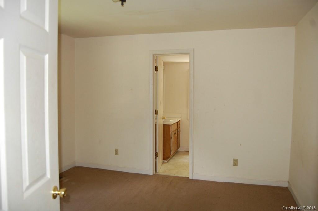 960 Spring Street Rock Hill, SC 29730 - Photo 6 of 12 Gallery Image 6