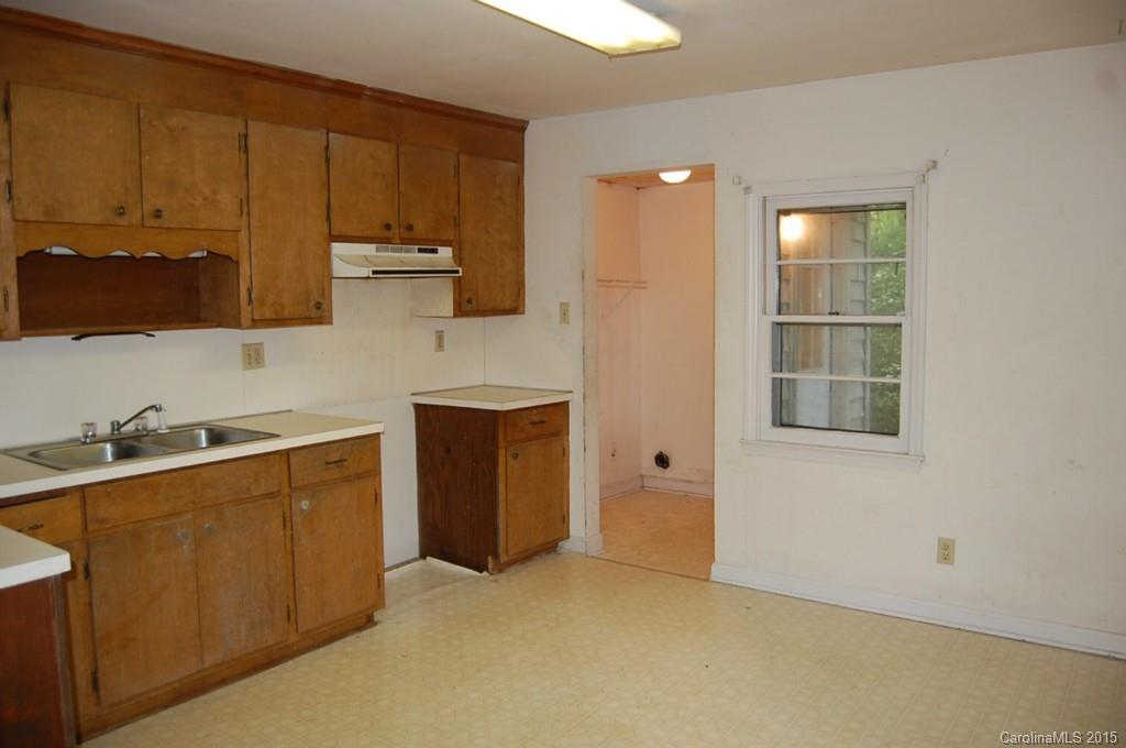 960 Spring Street Rock Hill, SC 29730 - Photo 9 of 12 Gallery Image 9