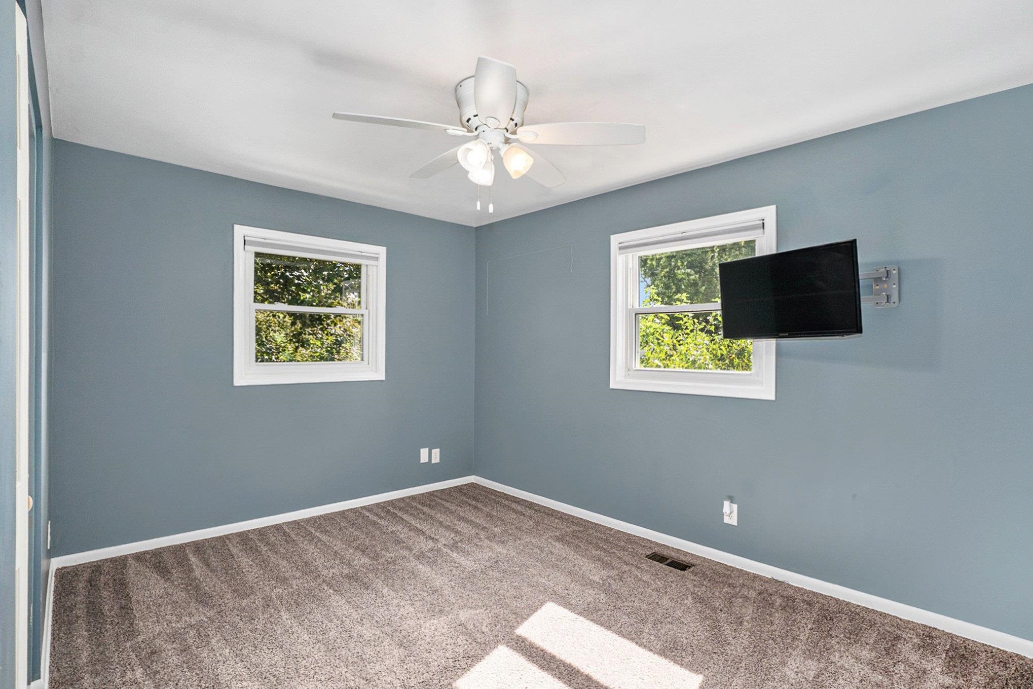 5321 North Georgetown Road Grand Blanc, MI 48439 - Photo 22 of 36 Back SE Bedroom