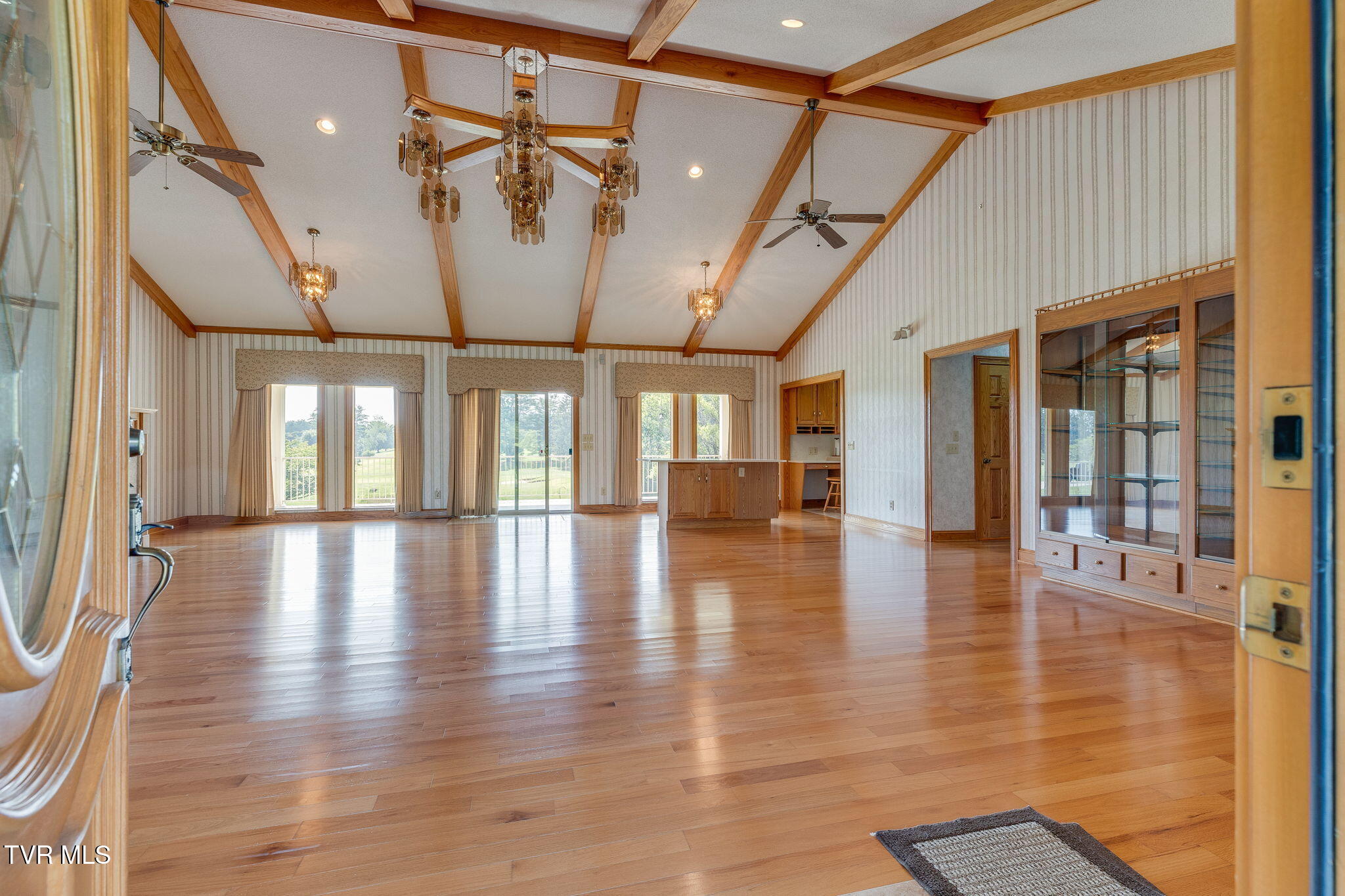 6125 Old Jonesboro Road Bristol, TN 37620 - Photo 12 of 50 008