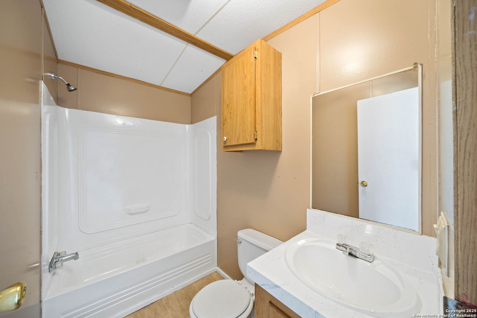 9530 Cross Rdg Lane San Antonio, TX 78263 - Photo 15 of 43