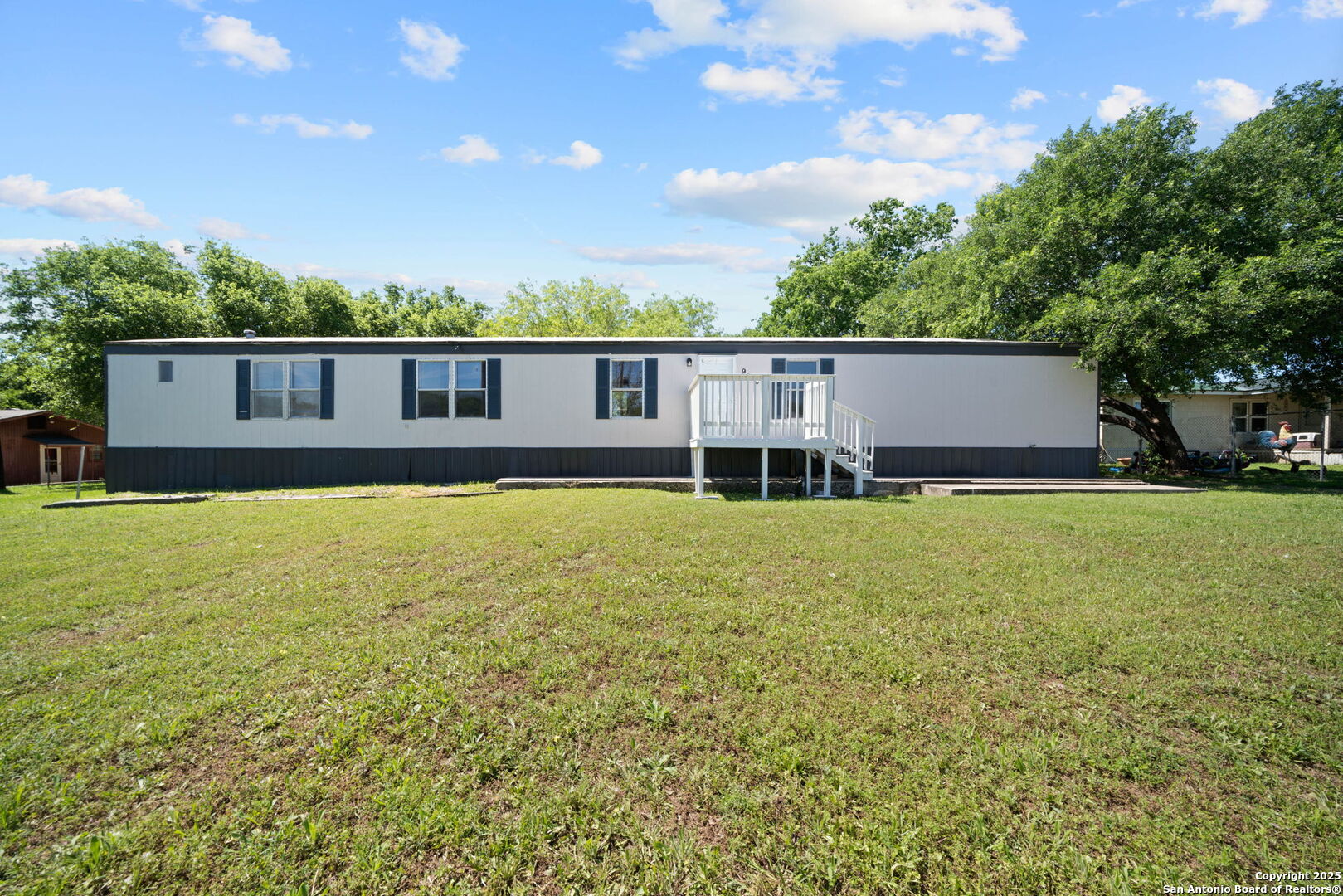 9530 Cross Rdg Lane San Antonio, TX 78263 - Photo 40 of 43