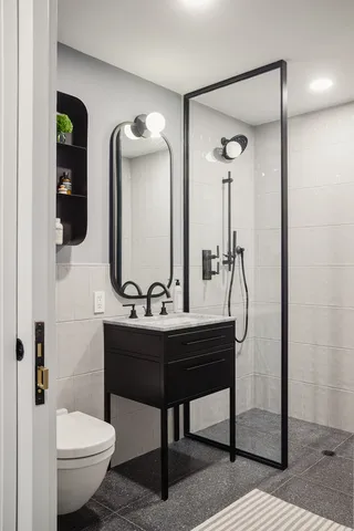 $700,000 | 547 West 47th Street, Unit 202 | Hell's Kitchen