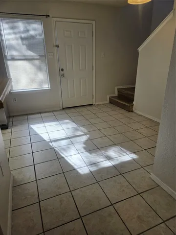 a view of a utility room