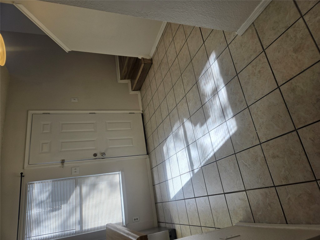 2903 West Slaughter Lane, Unit B Austin, TX 78748 - Photo 10 of 20 a view of a utility room