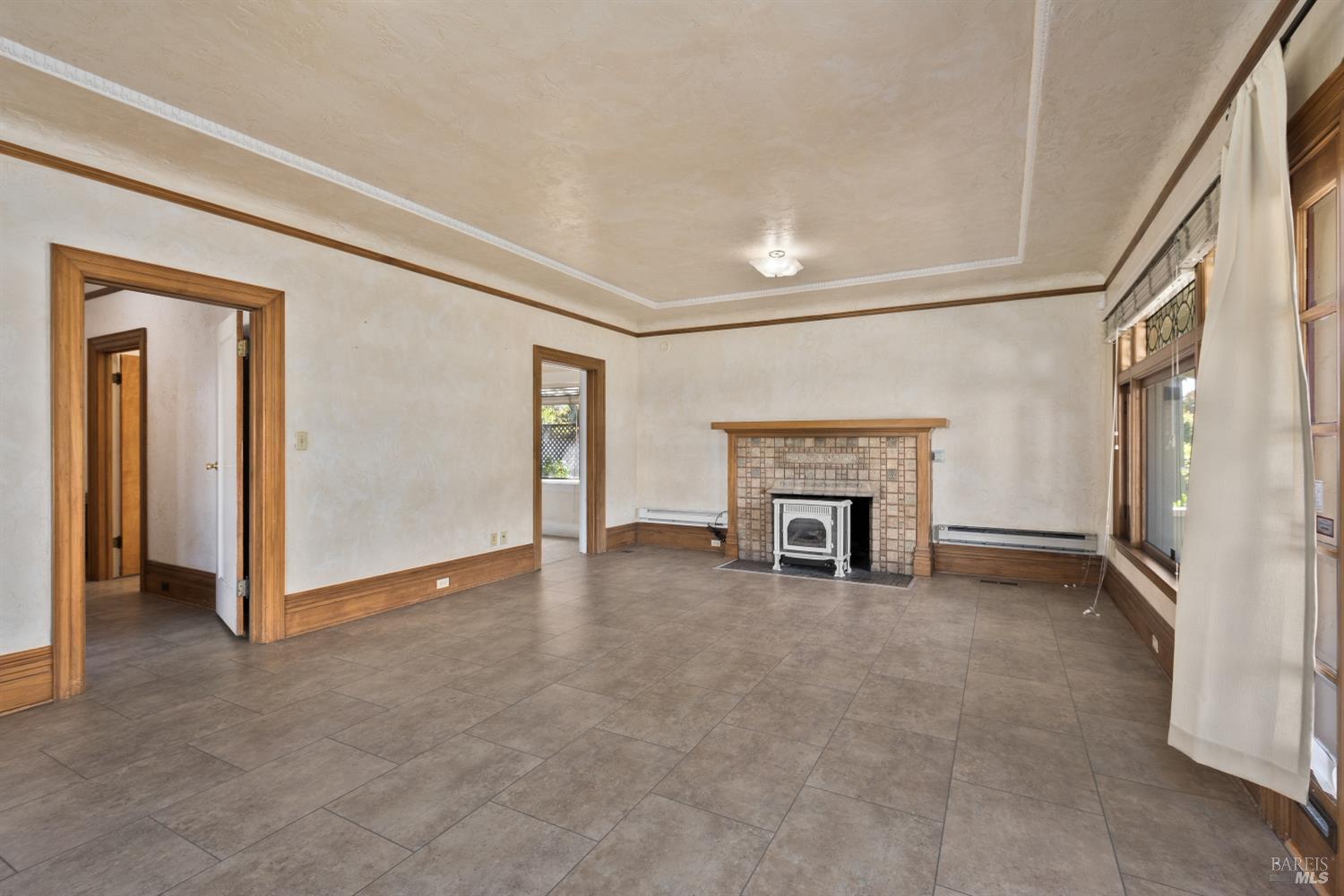 705 College Avenue Santa Rosa, CA 95404 - Photo 9 of 32