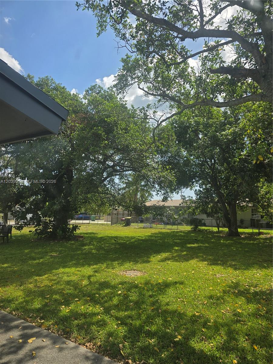237 Southwest 13th Street, Unit 5 Dania Beach, FL 33004 - Photo 7 of 7
