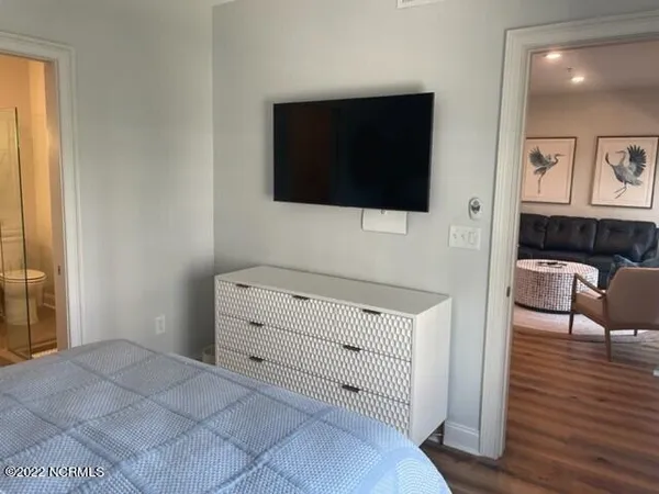 $2,200 | 10 Grace Street, Unit 302, Wilmington, NC 28401