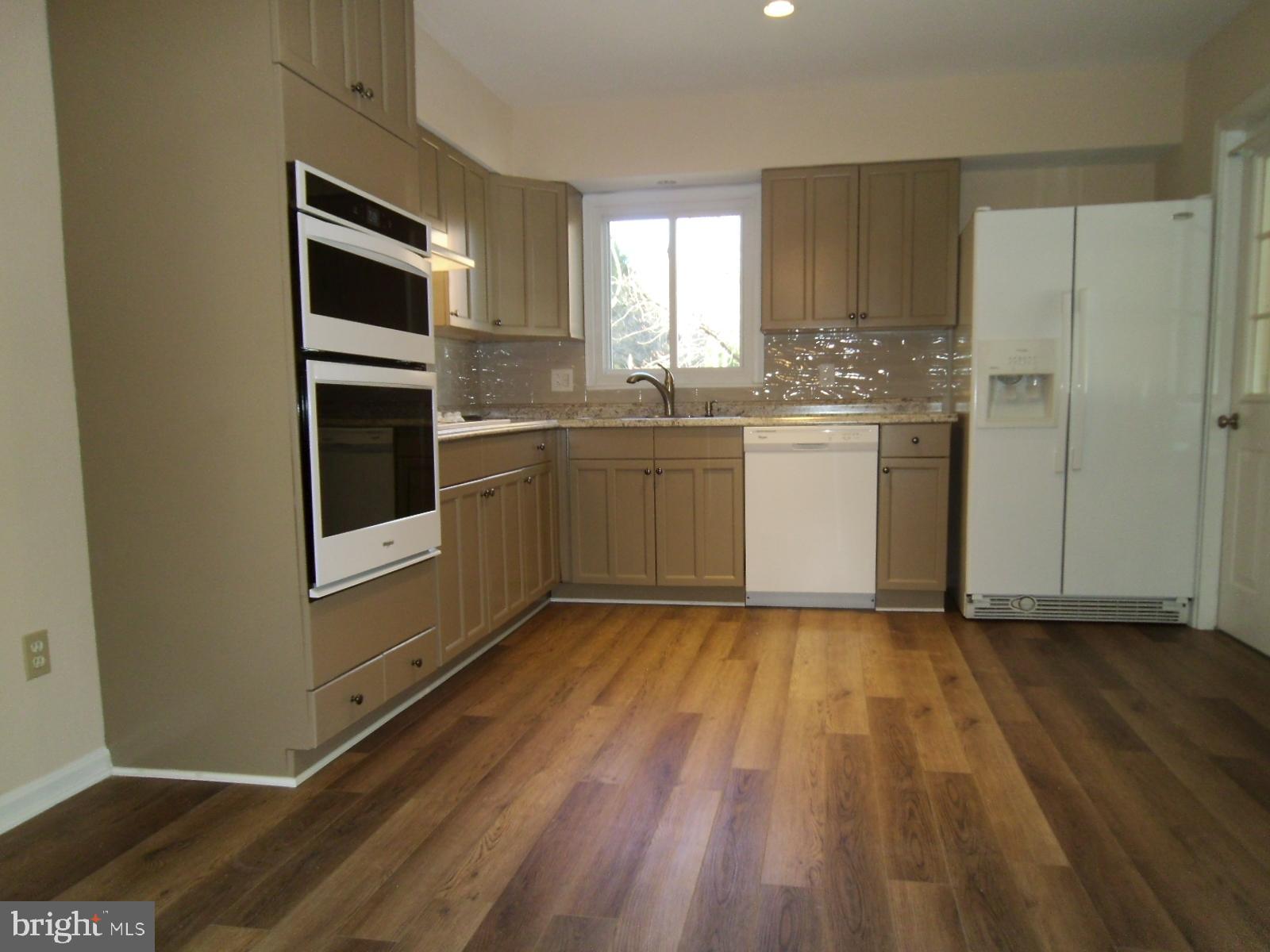 62 Sebastian Road Fredericksburg, VA 22405 - Photo 3 of 26 Kitchen