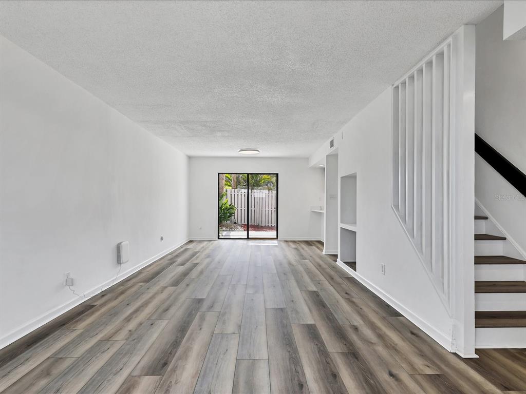 4001 South Beneva Road, Unit 401 Sarasota, FL 34233 - Photo 5 of 33