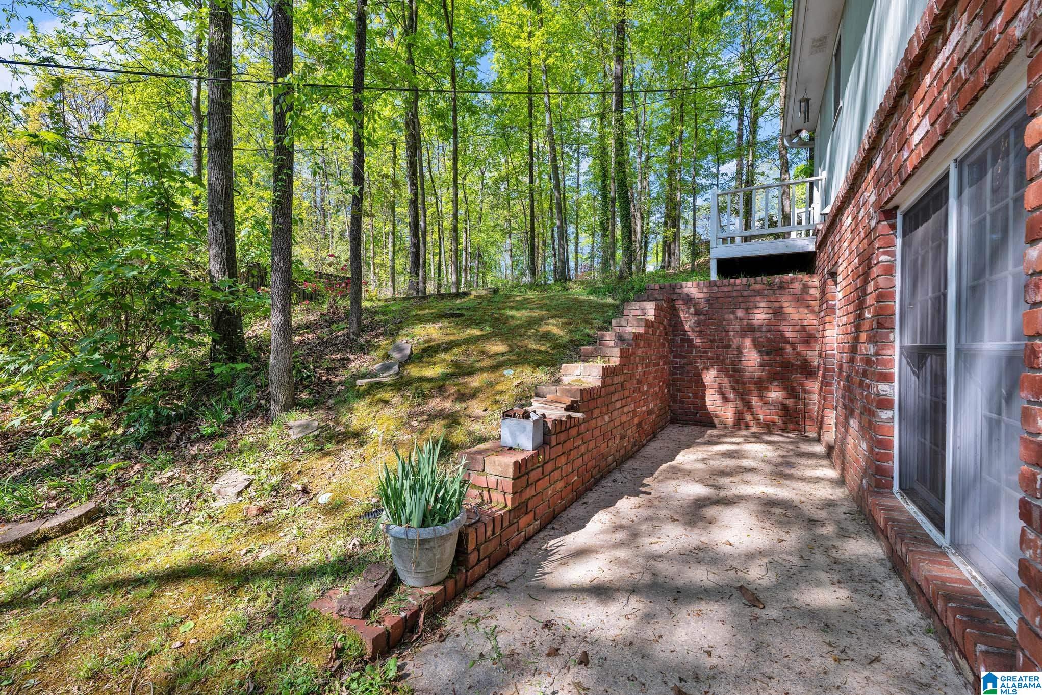 1502 Beth Street Northwest Cullman, AL 35055 - Photo 8 of 38