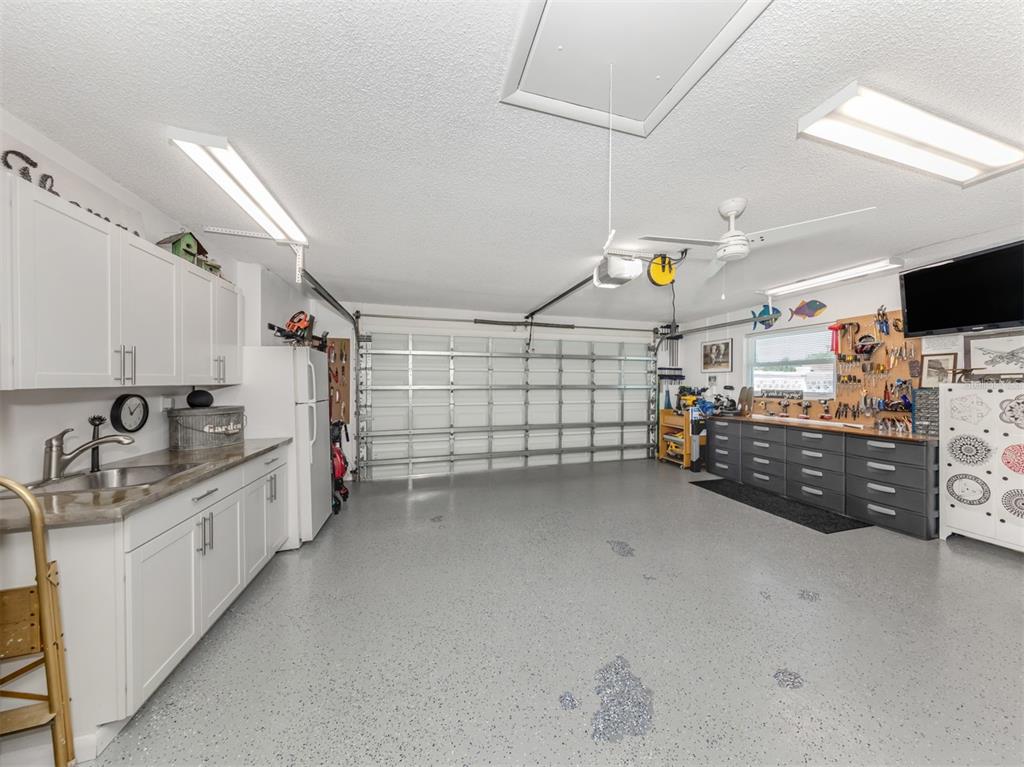1228 Pine Needle Road Venice, FL 34285 - Photo 46 of 84 Organized!