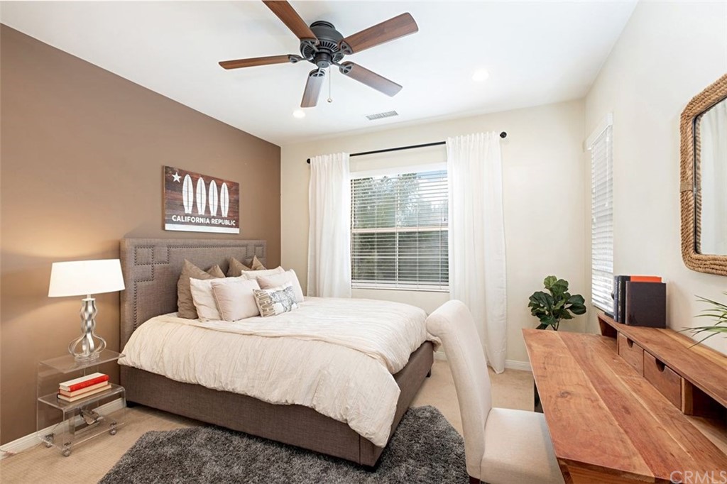 24 Lacebark Irvine, CA 92618 - Photo 15 of 28