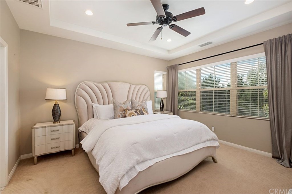 24 Lacebark Irvine, CA 92618 - Photo 10 of 28