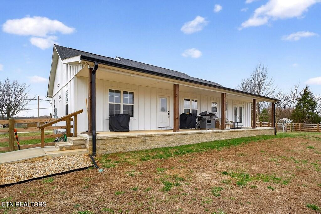 1667 Old Bonair Road Sparta, TN 38583 - Photo 32 of 38 phillips33