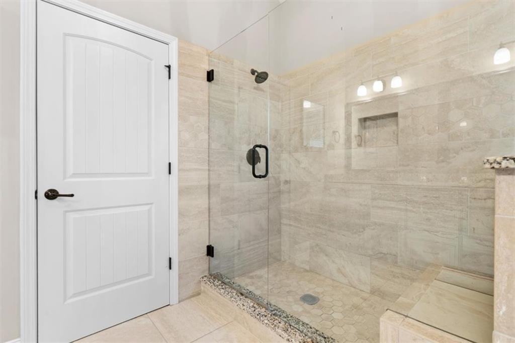 802 Double Branches Lane Dallas, GA 30132 - Photo 31 of 80 a bathroom with a shower