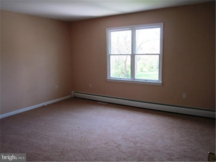 5 Tippet Court Reading, PA 19607 - Photo 7 of 19 Bedroom - Main
