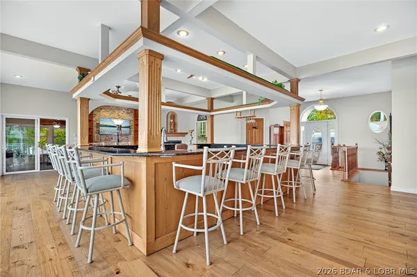 $1,190,000 | 331 Hollow Oak Road, Sunrise Beach, MO 65079