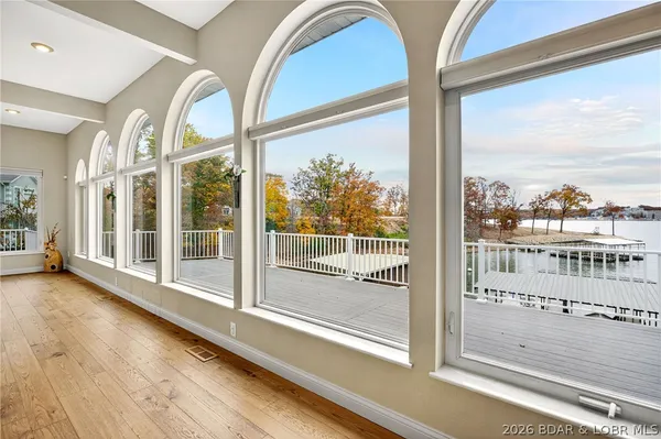 $1,190,000 | 331 Hollow Oak Road, Sunrise Beach, MO 65079